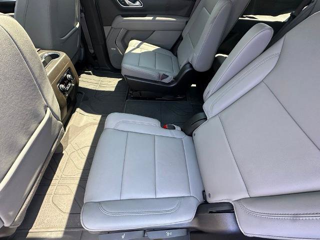 Used 2024 Chevrolet Tahoe Z71 w/ Luxury Package AWD/4WD image 20