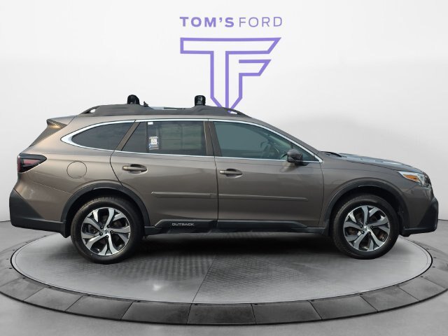Used 2021 Subaru Outback Limited AWD/4WD image 8