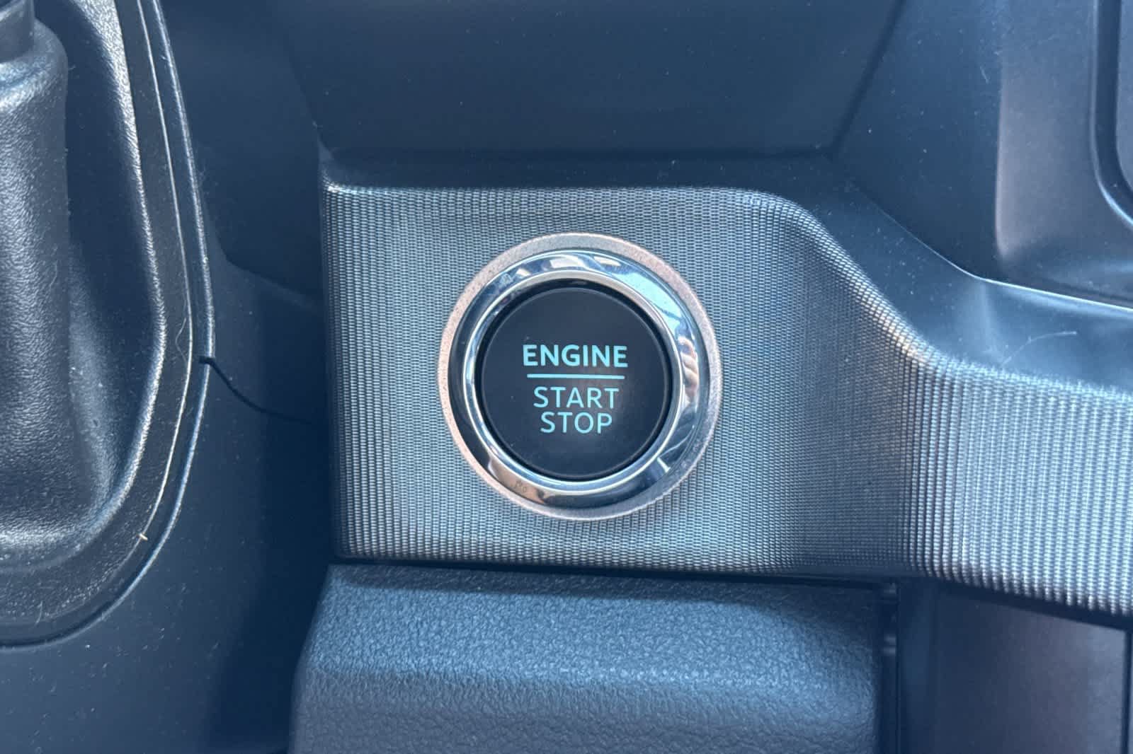 Certified 2026 Ford F350 Platinum AWD/4WD image 22