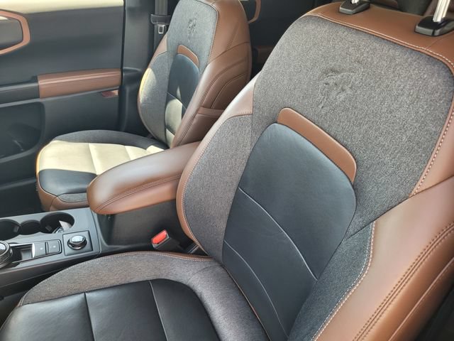 Certified 2022 Ford Bronco Sport Outer Banks w/ Tech Package AWD/4WD image 11