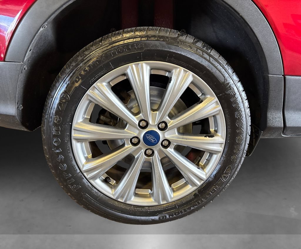Certified 2018 Ford Escape Titanium w/ Ford Safe & Smart Package AWD/4WD image 19