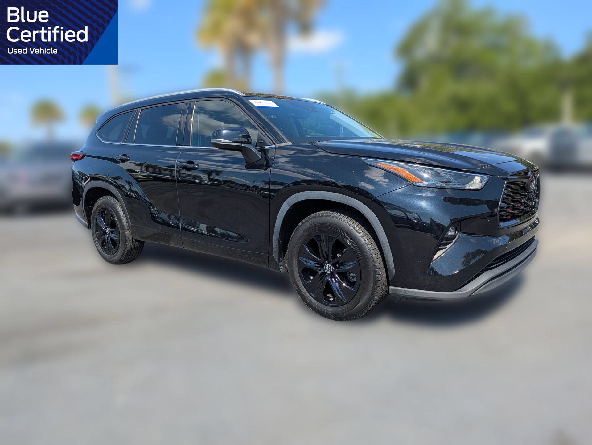 Used 2022 Toyota Highlander XLE FWD video 2