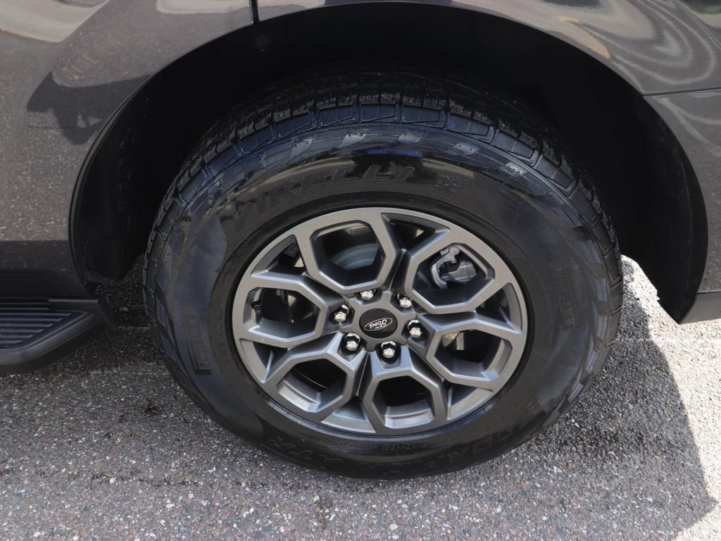 Certified 2025 Ford Expedition Active RWD image 15