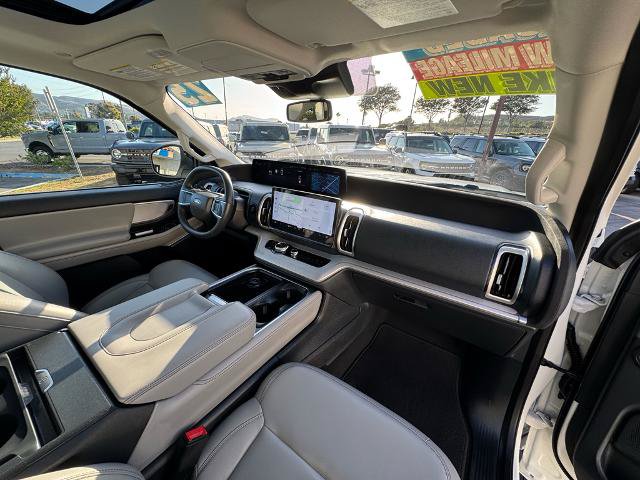 Certified 2025 Ford Expedition Active AWD/4WD image 31