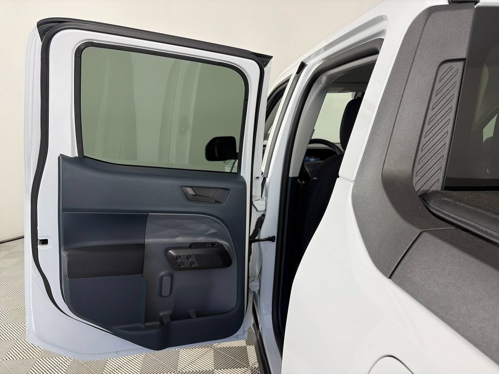 Certified 2025 Ford Maverick XL FWD image 12