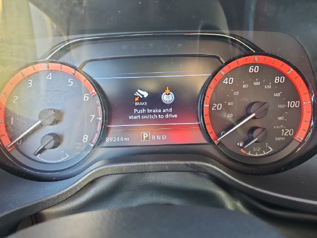 Used 2023 Nissan Titan PRO-4X w/ Pro-4x Convenience Package AWD/4WD image 18