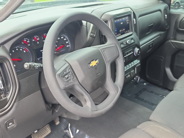 Used 2023 Chevrolet Silverado 1500 Custom RWD image 17