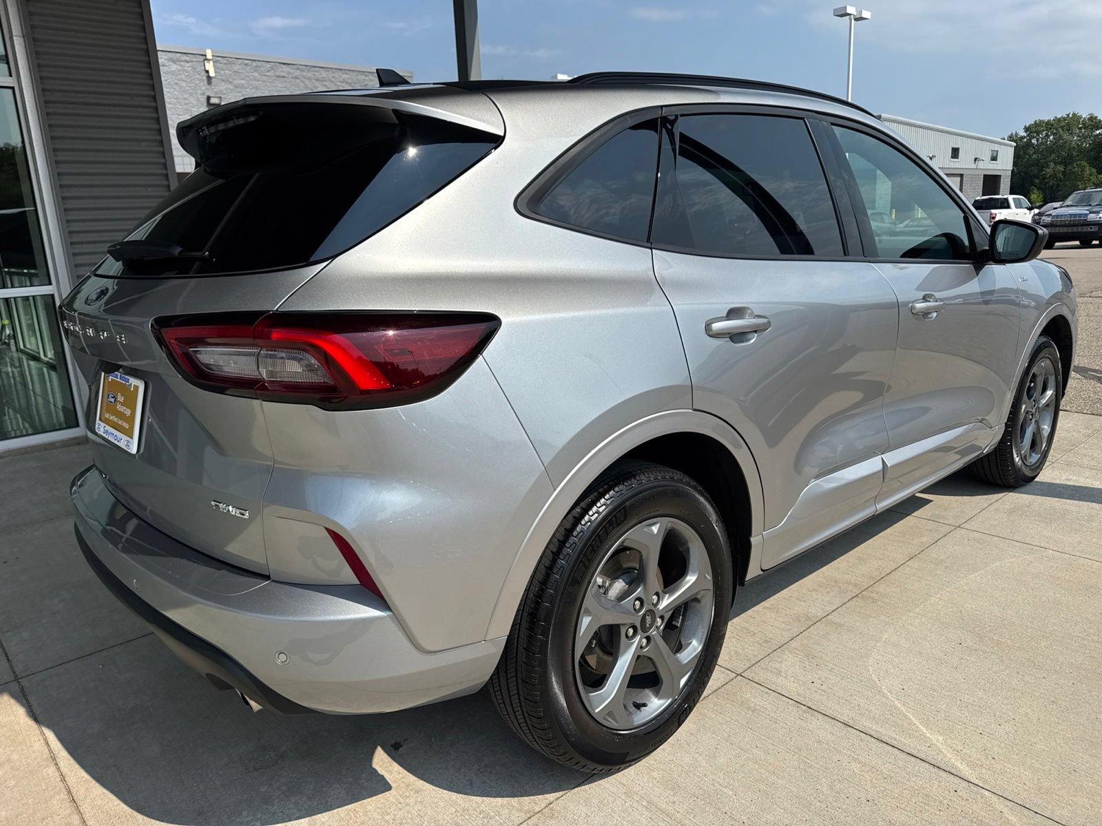 Certified 2024 Ford Escape ST-Line w/ Tech Pack #1 AWD/4WD image 8