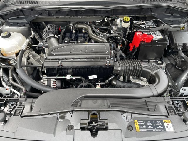 Certified 2025 Ford Escape Active AWD/4WD image 3
