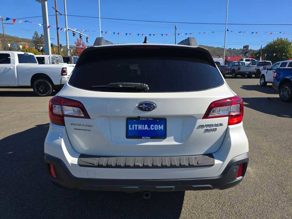 Used 2018 Subaru Outback 3.6R Limited image 4