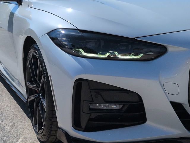 Used 2023 BMW 430i Coupe w/ M Sport Package RWD image 11