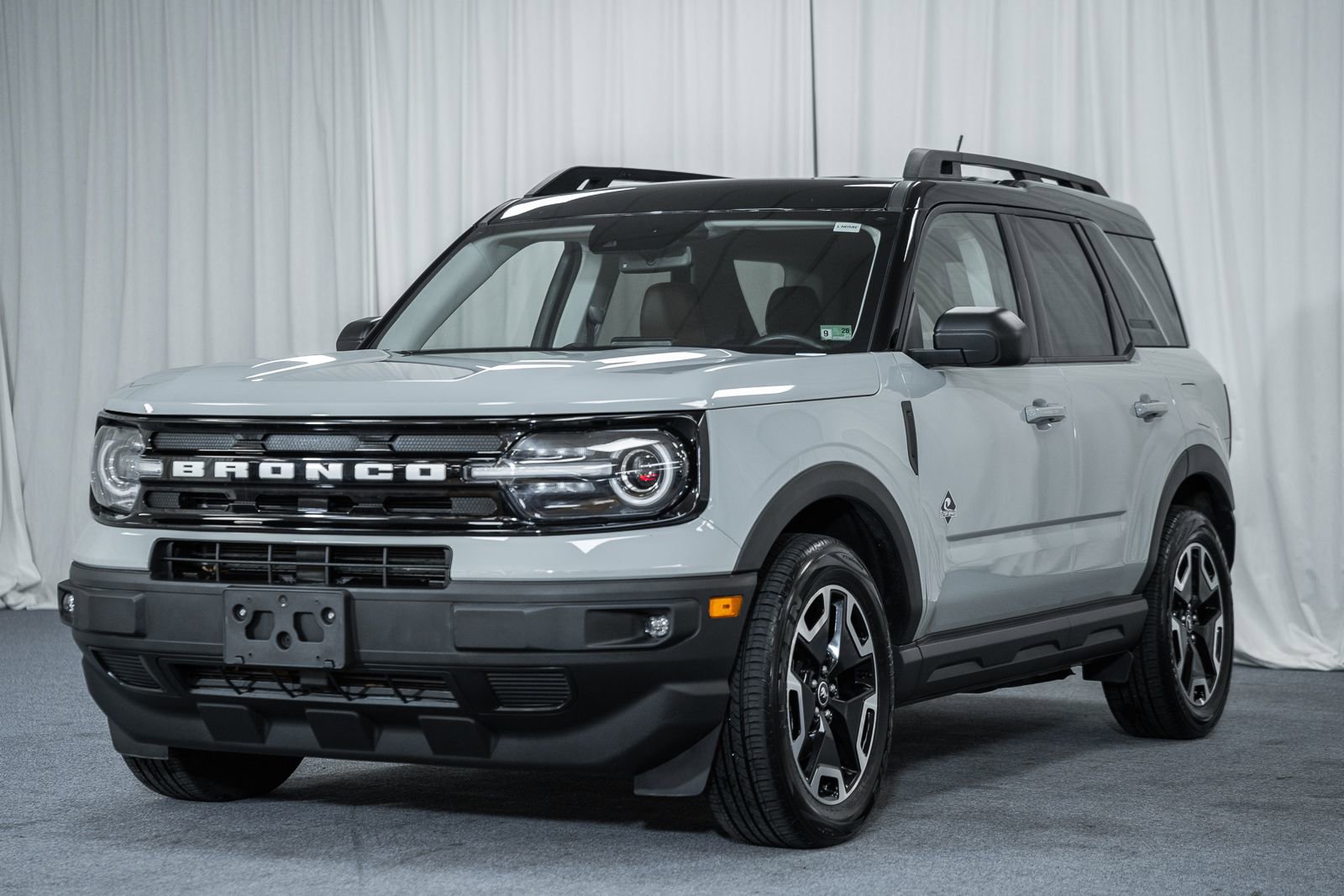 Certified 2022 Ford Bronco Sport Outer Banks w/ Tech Package image 3