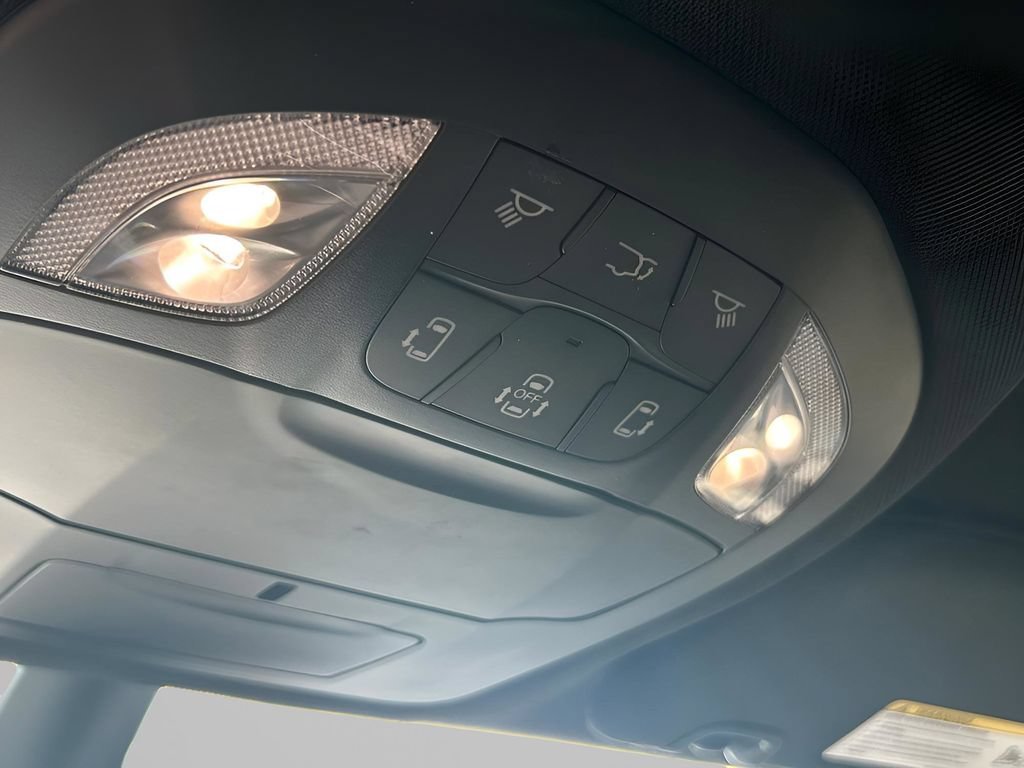 Used 2023 Chrysler Pacifica Touring-L w/ S Appearance Package AWD/4WD image 21