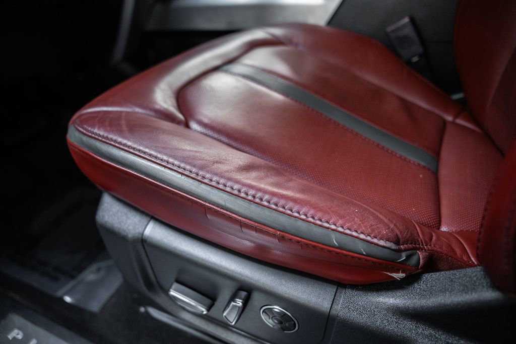 Certified 2020 Ford F350 Platinum w/ FX4 Off-Road Package image 46