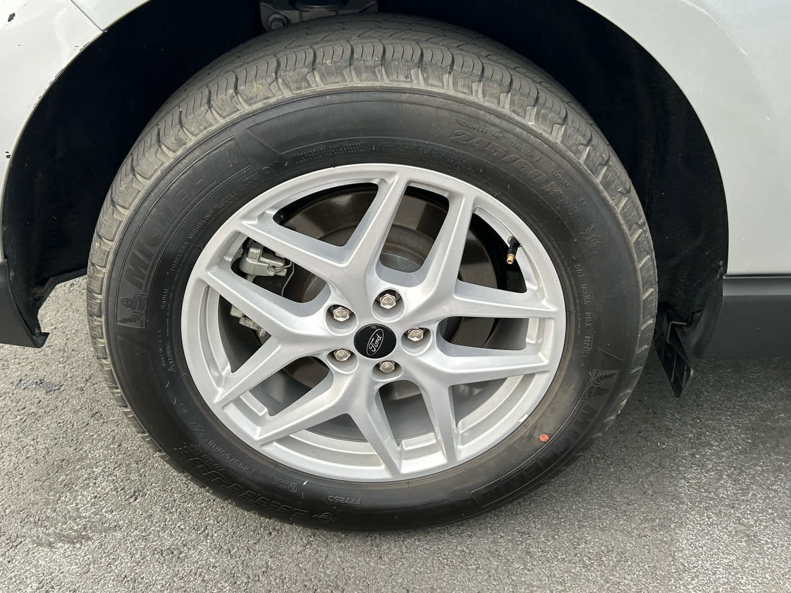 Certified 2024 Ford Edge SEL image 17