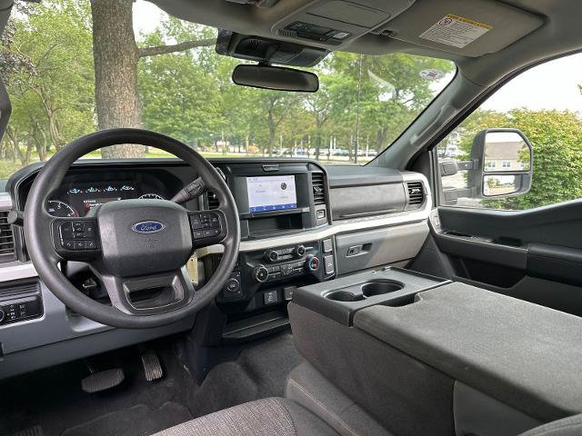 Certified 2025 Ford F350 XLT AWD/4WD image 3