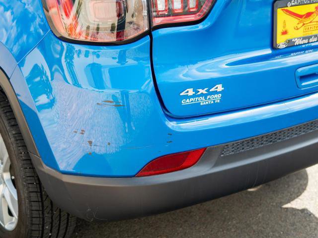 Used 2022 Jeep Compass Latitude image 11