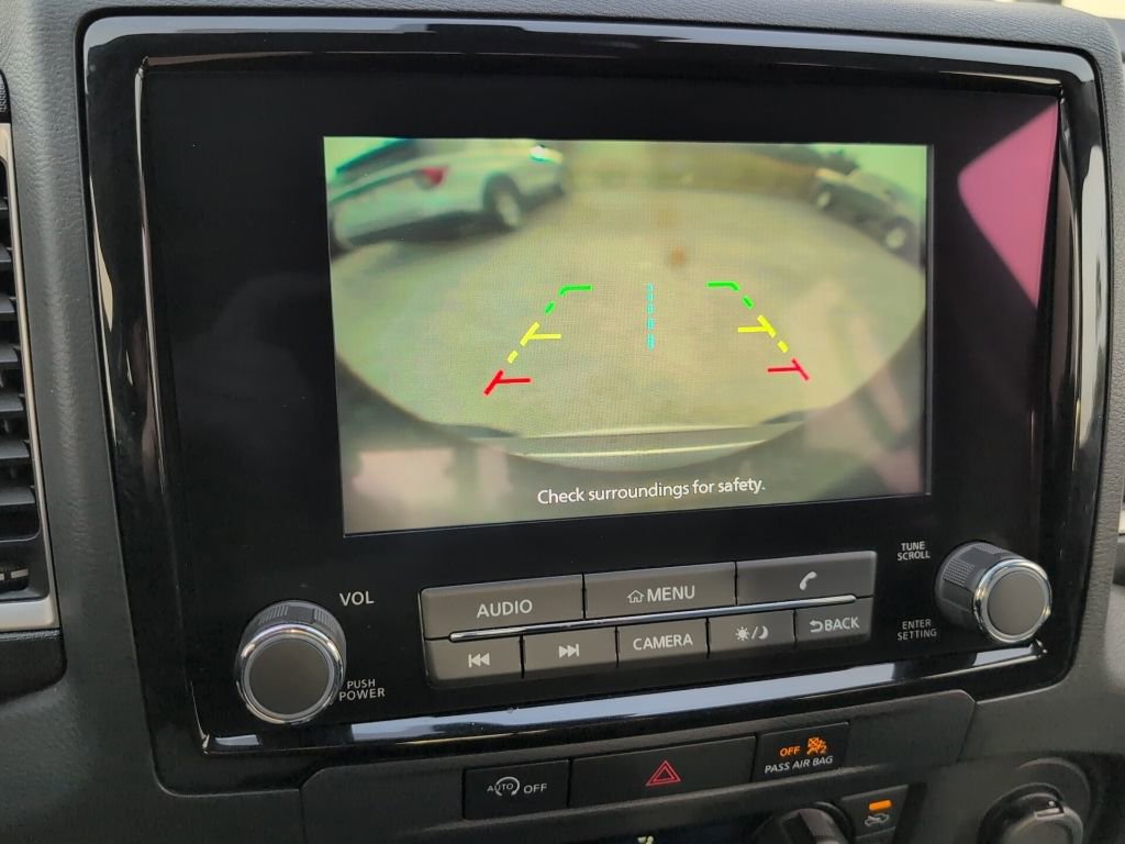 Used 2023 Nissan Frontier SV w/ SV Convenience Package image 16