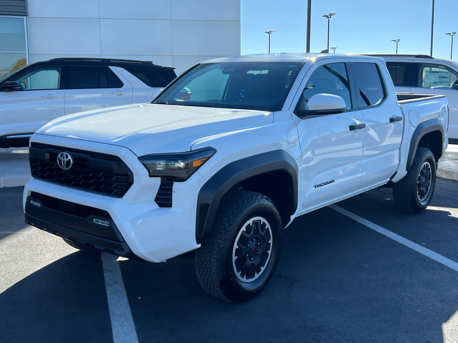 Used 2024 Toyota Tacoma TRD Off-Road image 2
