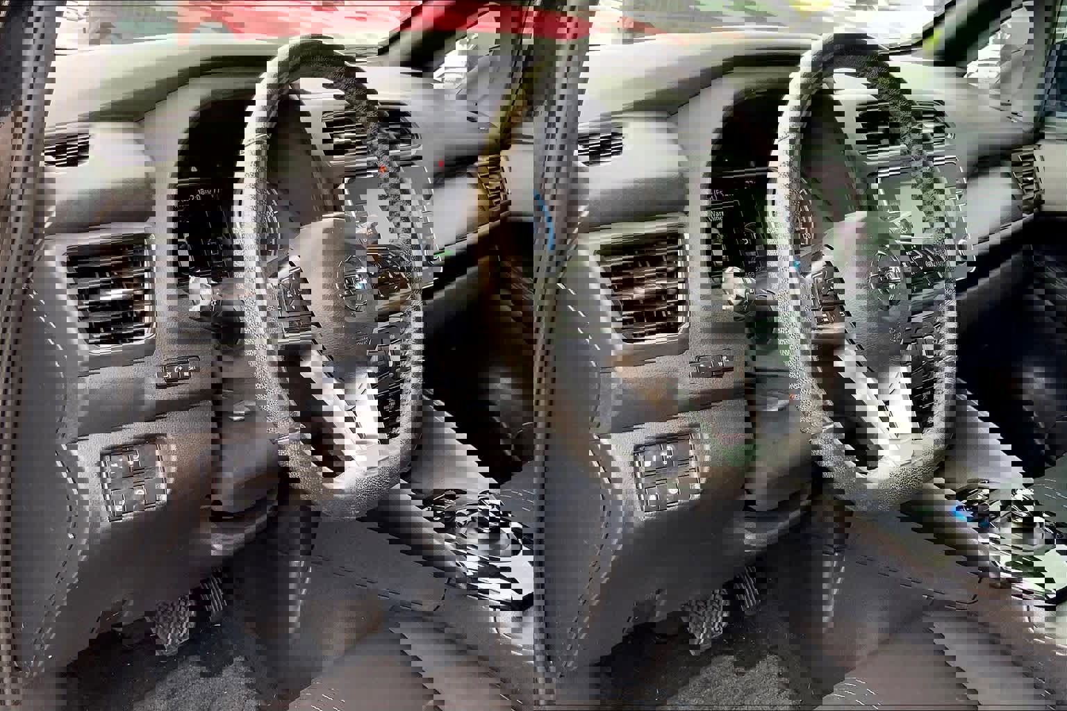 Used 2019 Nissan Leaf SV Plus w/ SV Plus Technology Package image 2