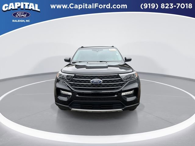 Certified 2023 Ford Explorer XLT w/ Equipment Group 202A image 9