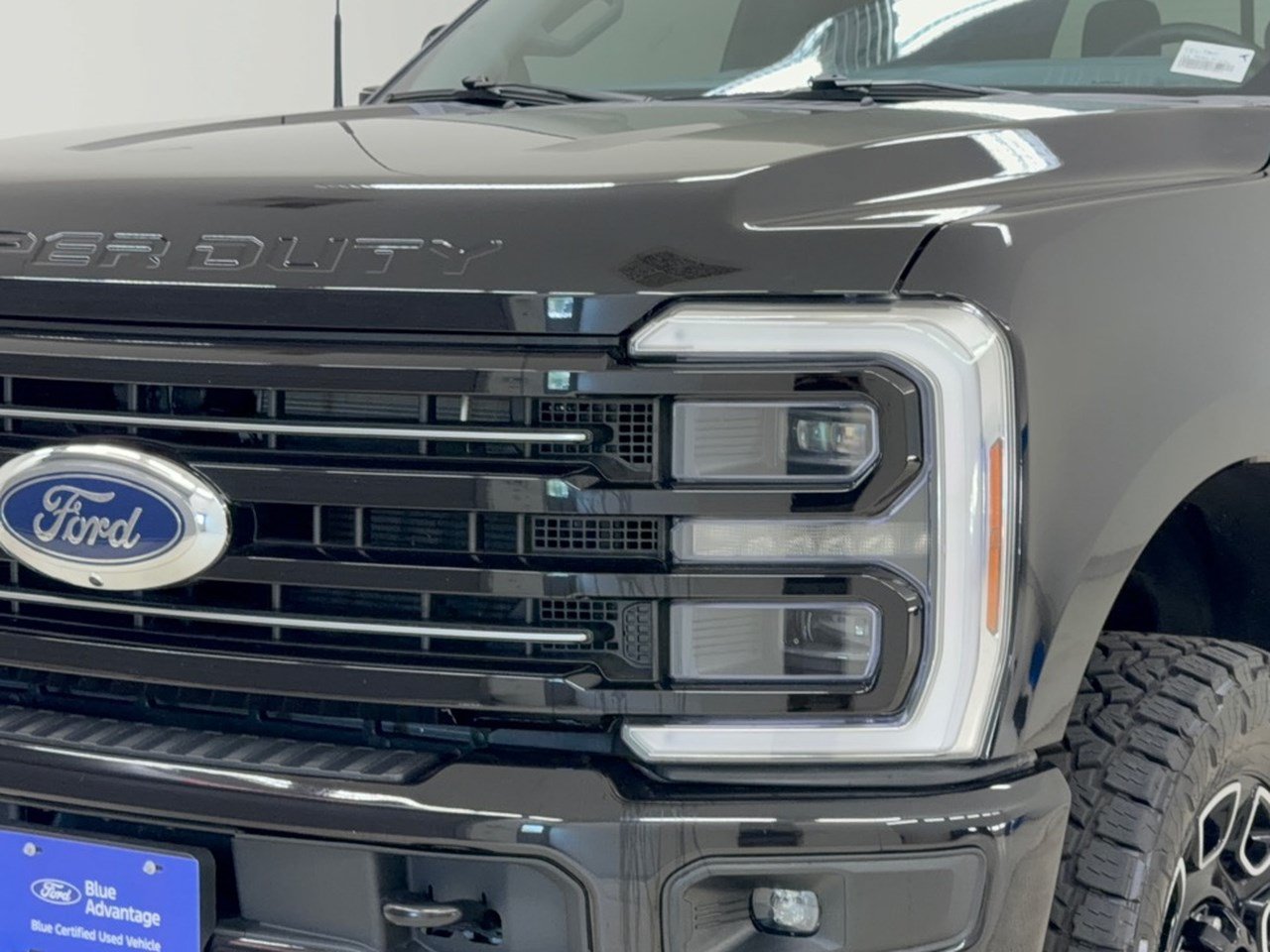Certified 2026 Ford F250 Platinum w/ FX4 Off-Road Package AWD/4WD image 12