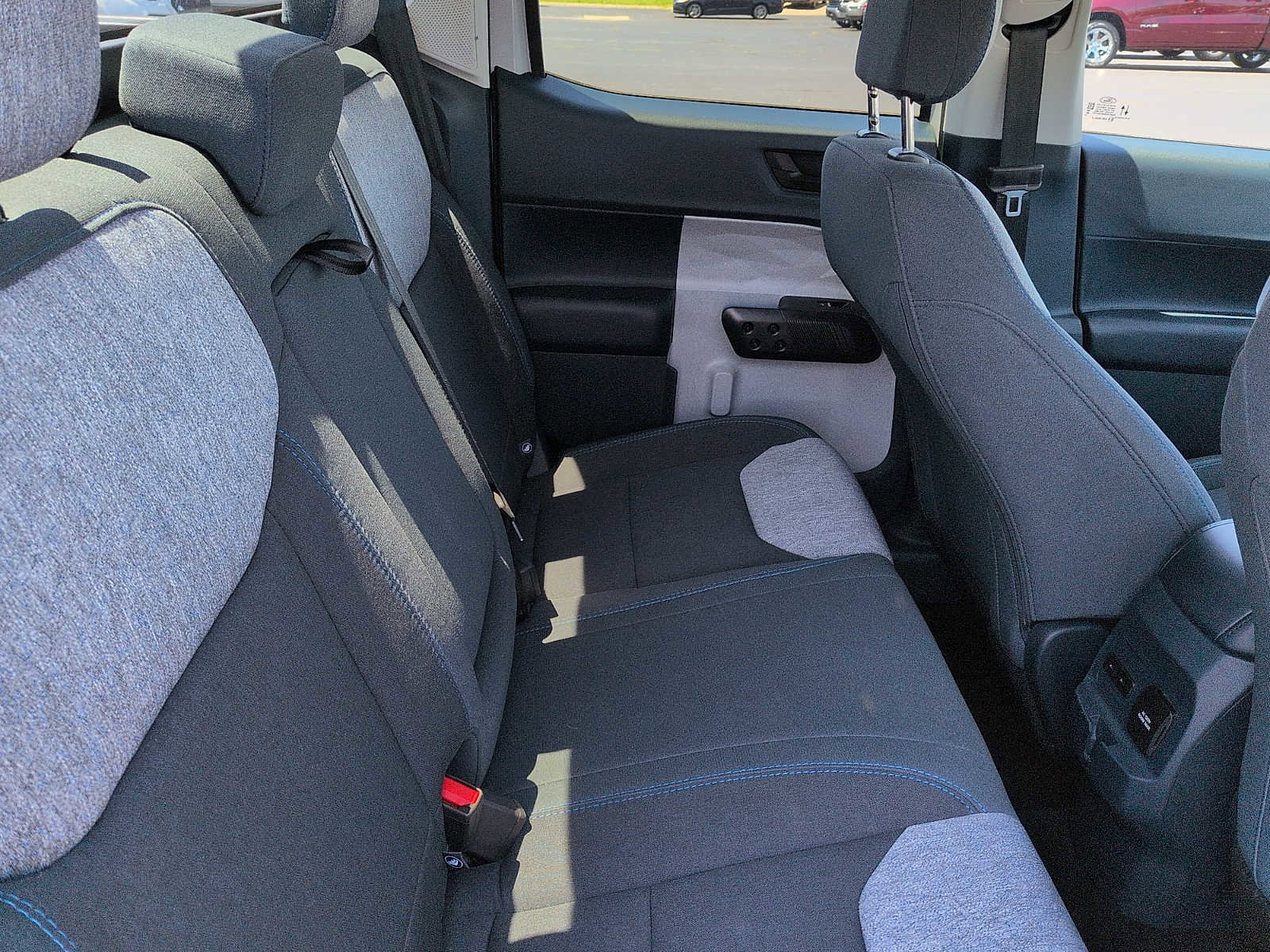 Certified 2025 Ford Maverick XLT w/ XLT Luxury Package FWD image 11