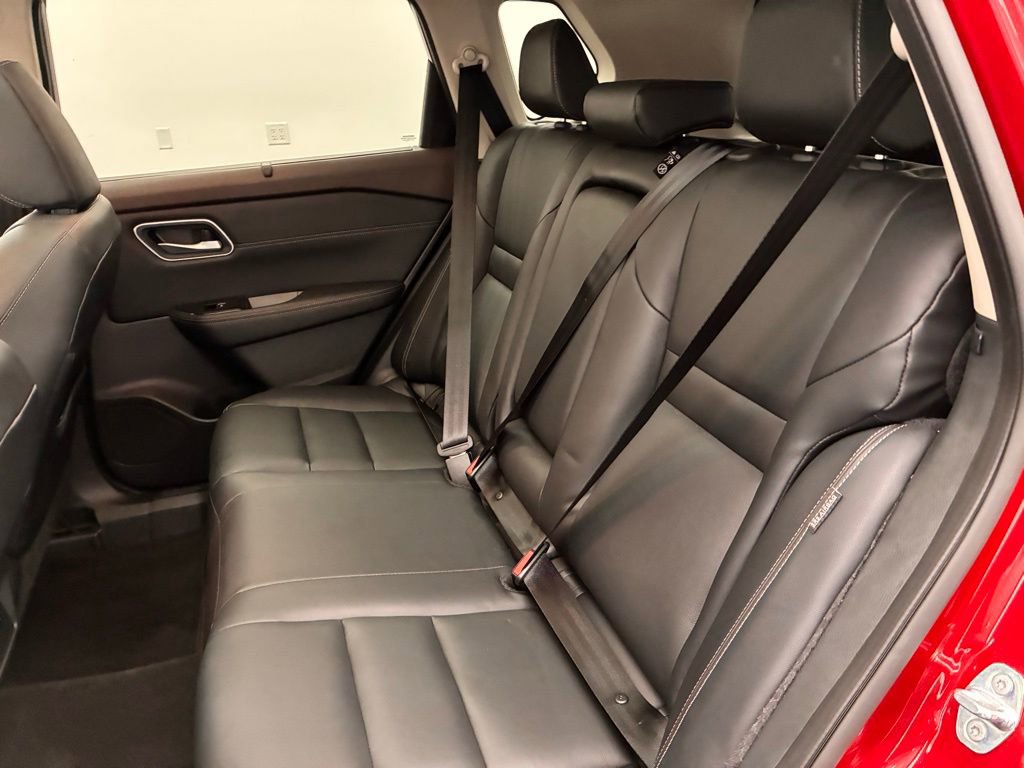 Used 2021 Nissan Rogue SL image 30