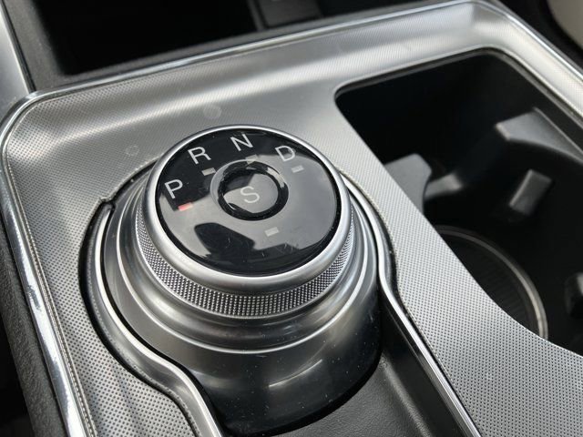 Certified 2024 Ford Edge Titanium image 30