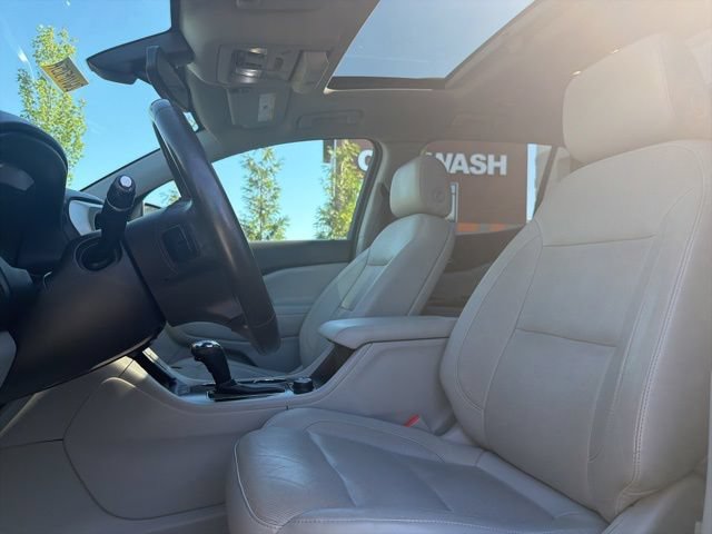 Used 2018 GMC Acadia SLT w/ LPO, Floor Liner Package AWD/4WD image 12