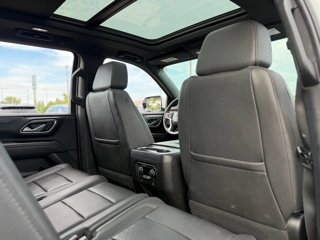 Used 2024 Chevrolet Tahoe Z71 w/ Luxury Package AWD/4WD image 21