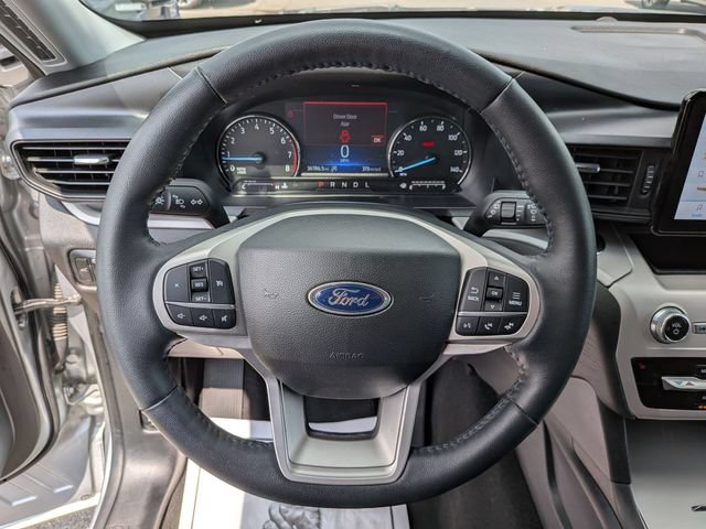 Certified 2023 Ford Explorer XLT AWD/4WD image 9