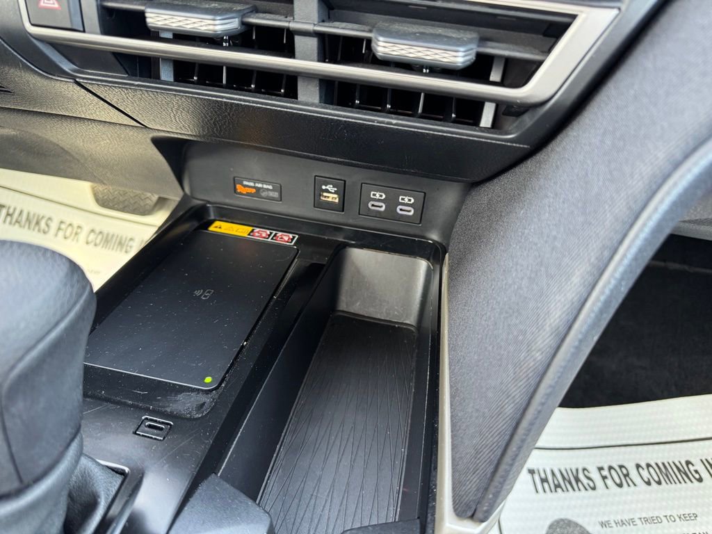 Used 2025 Toyota Camry LE image 22