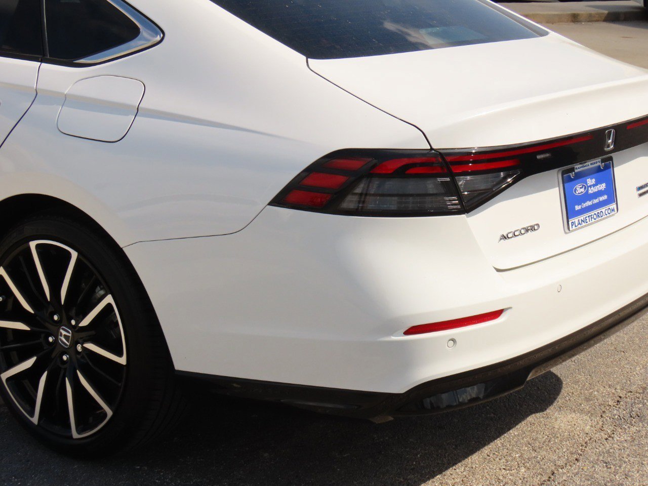 Used 2025 Honda Accord Touring image 14