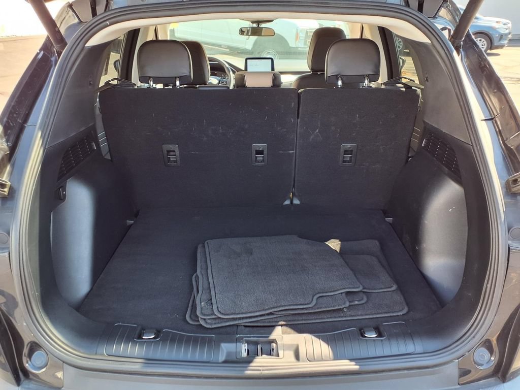 Certified 2022 Ford Escape SEL AWD/4WD image 32