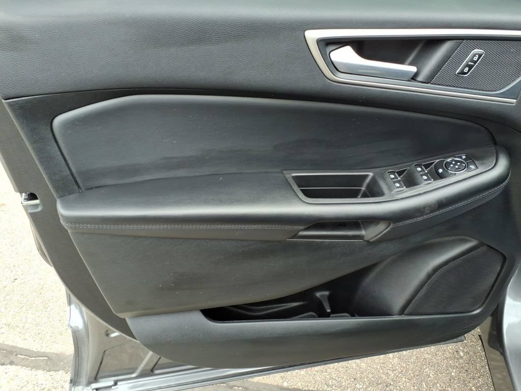 Certified 2024 Ford Edge SEL w/ Convenience Package AWD/4WD image 13