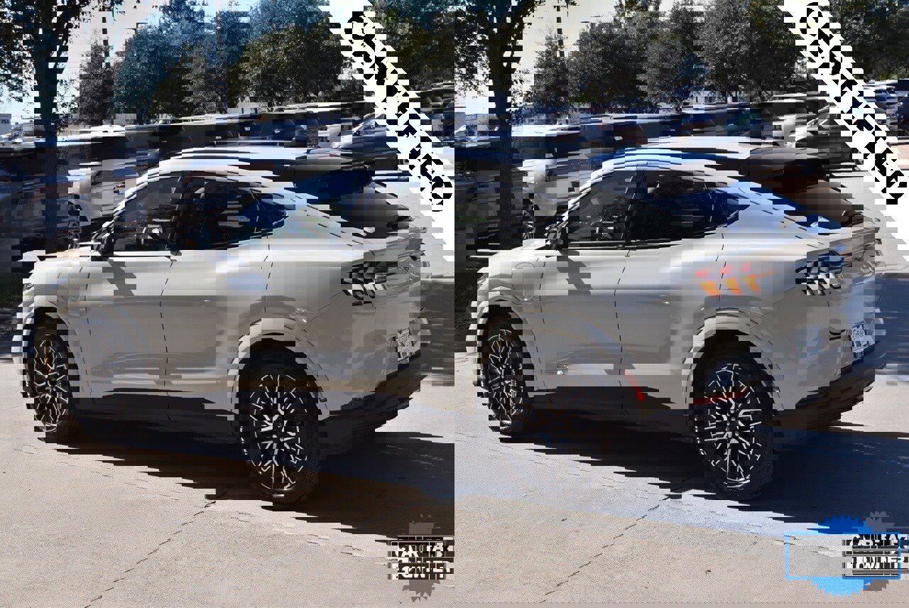 Certified 2025 Ford Mustang Mach-E Premium image 6