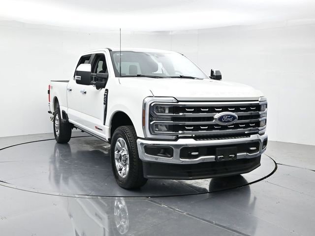 Certified 2024 Ford F250 Lariat w/ Lariat Ultimate Package AWD/4WD image 4