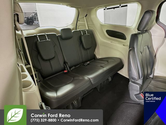 Used 2019 Chrysler Pacifica Touring-L FWD image 30
