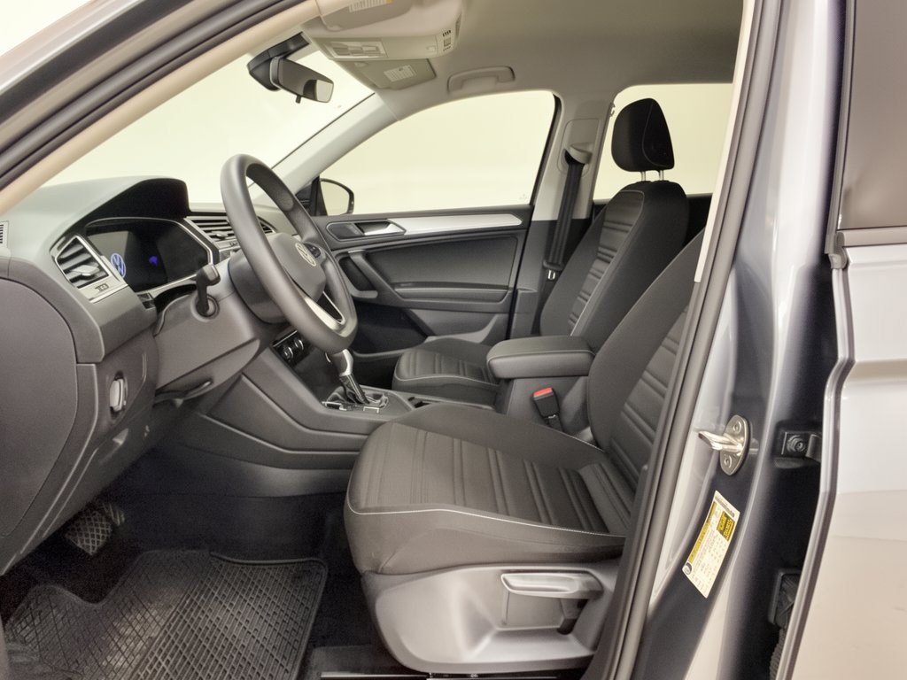 Used 2023 Volkswagen Tiguan S FWD image 5