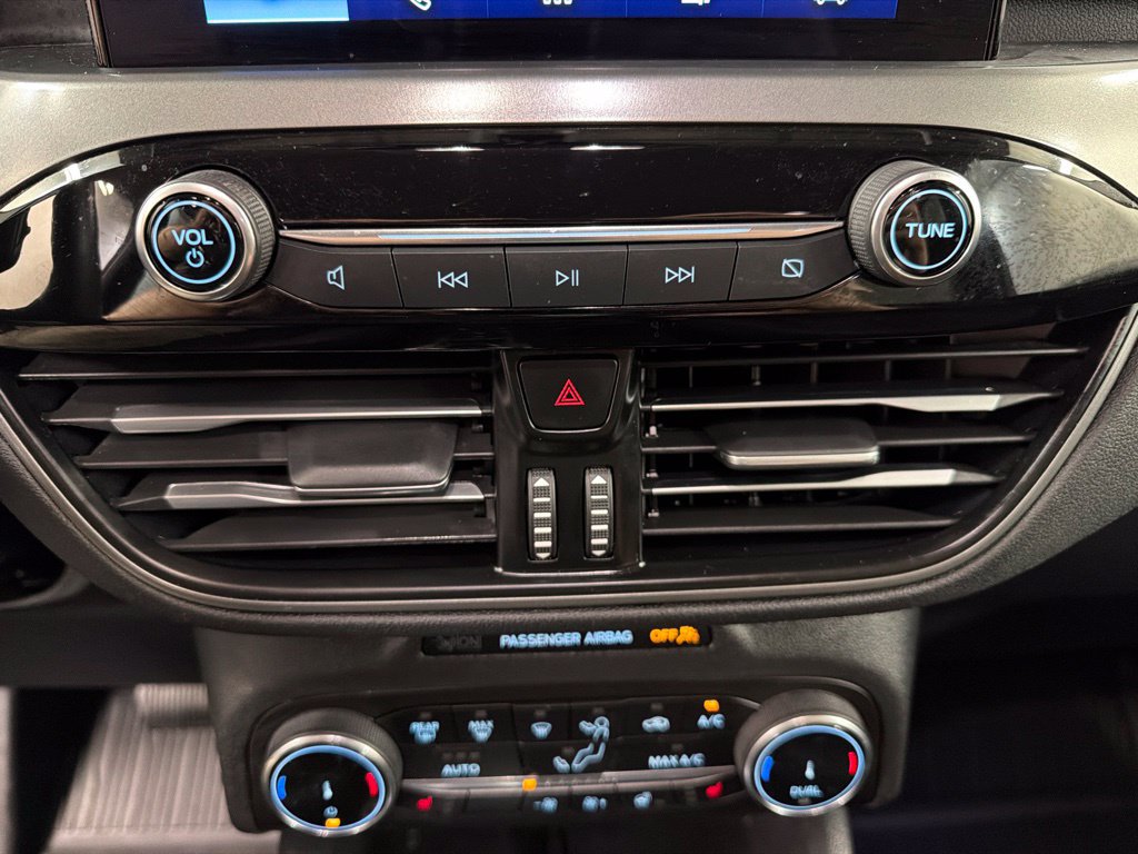 Certified 2023 Ford Escape Active AWD/4WD image 13