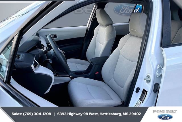 Used 2023 Toyota Corolla Cross L image 18