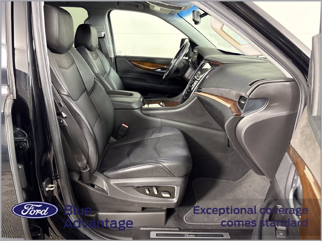 Used 2018 Cadillac Escalade 2WD image 10