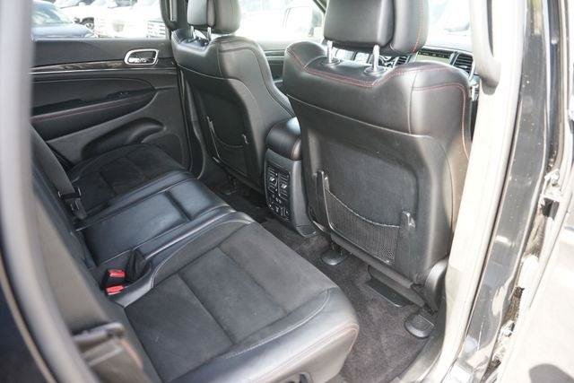 Used 2018 Jeep Grand Cherokee Trailhawk AWD/4WD image 14