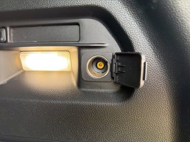 Certified 2022 Ford Explorer XLT w/ Equipment Group 202A image 14