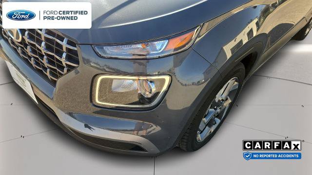 Used 2025 Hyundai Venue SEL FWD image 27