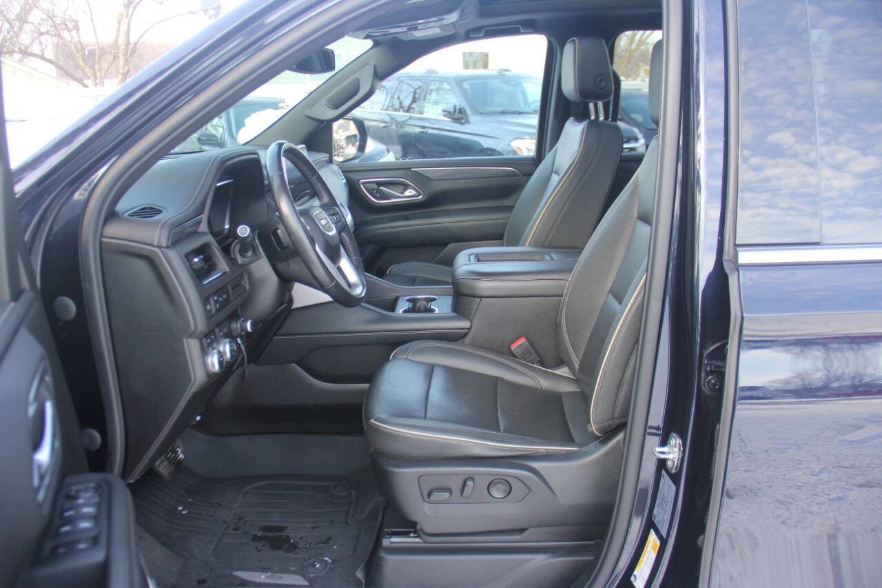 Used 2023 GMC Yukon XL SLT image 34