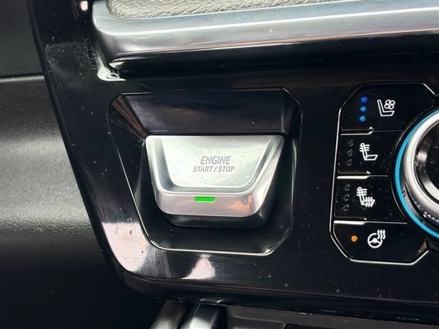 Used 2024 GMC Sierra 1500 Denali AWD/4WD image 27