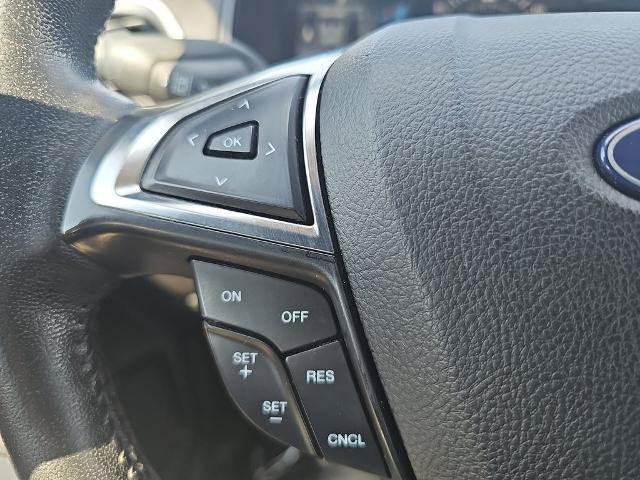 Certified 2022 Ford Edge SEL AWD/4WD image 16