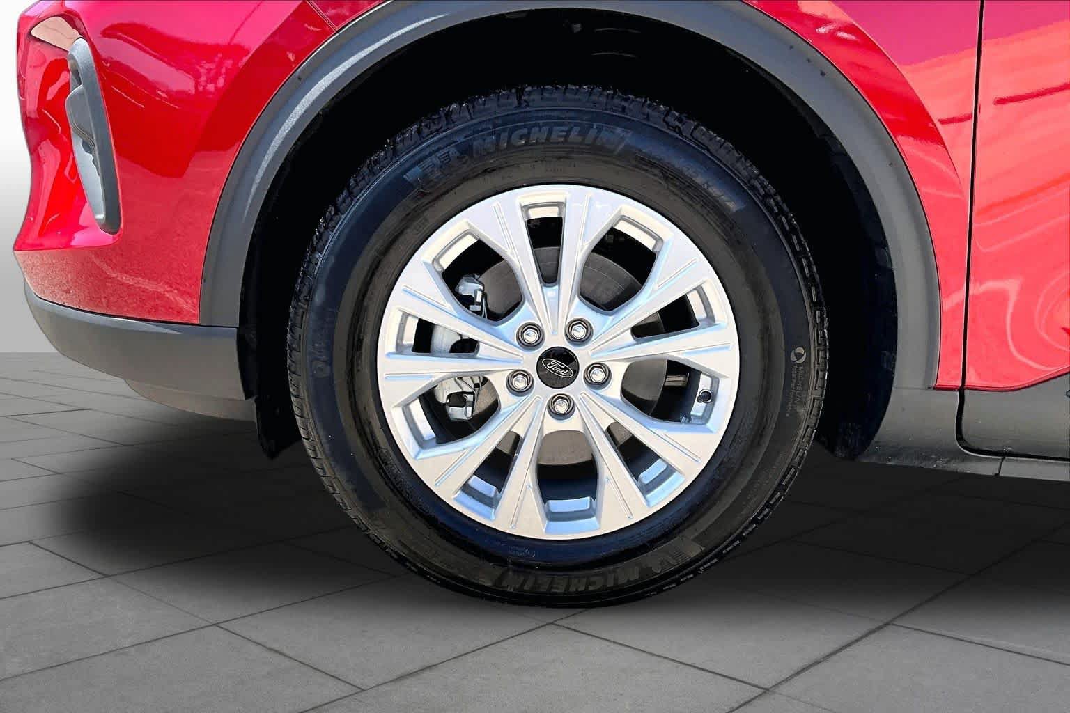 Certified 2026 Ford Escape Active w/ Tech Pack #1 FWD image 11
